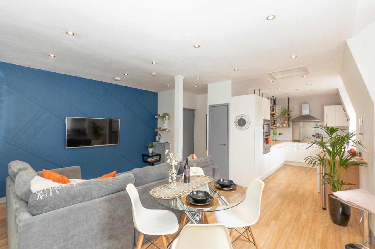 Vibrant City Centre Living Абердин Экстерьер фото